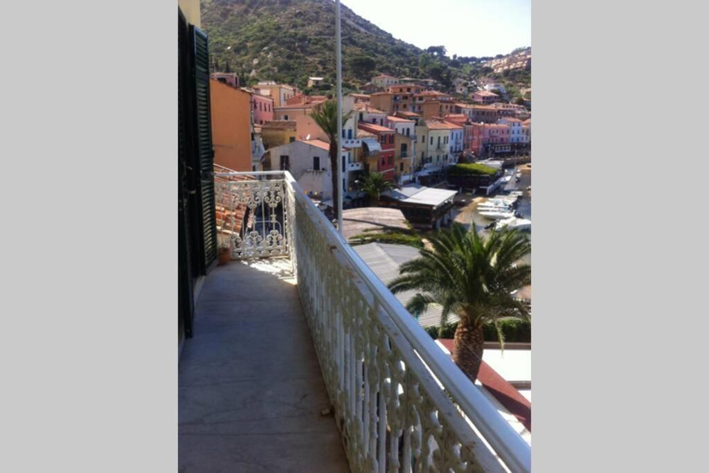 Apartamento La Casa Di Principino Giglio Porto Exterior foto
